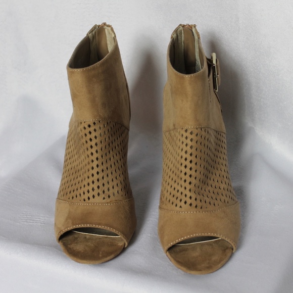 Carlos Santana Tan Open Toe Booties - Picture 3 of 7